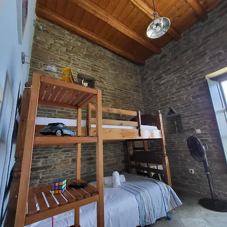 The Stone Lookout Aprovaton