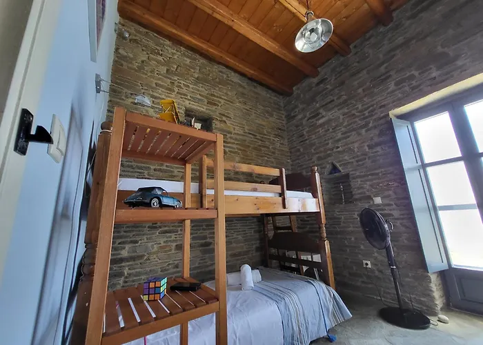 The Stone Lookout Aprovaton