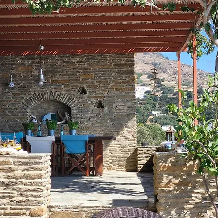The Stone Lookout Villa *
